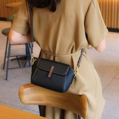 Elara Mini Crossbody
