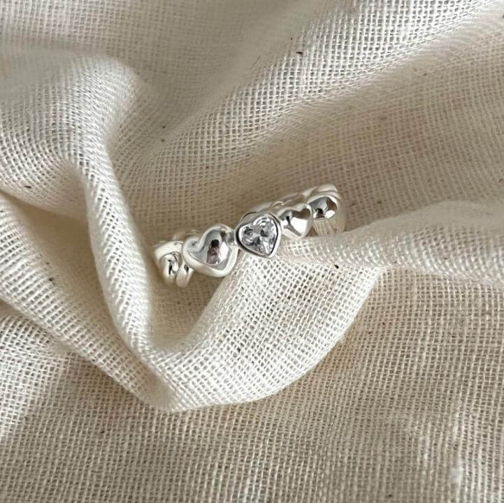 Zircon Hearts Ring