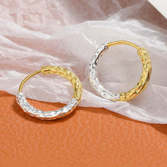 Duo Gleam Hoops